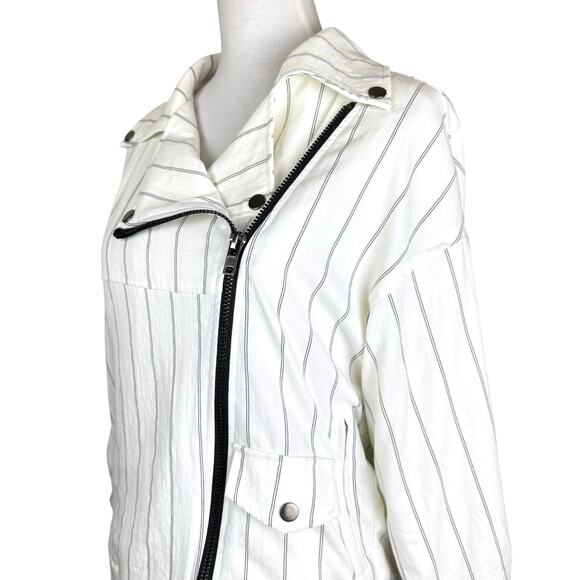 Gianni Bini Monte White Pin Stripe Asymmetrical Zip Relaxed Fit Moto Jacket - Picture 7 of 16